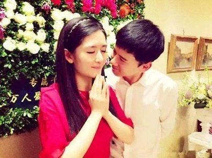 娱乐大妞吃瓜事件